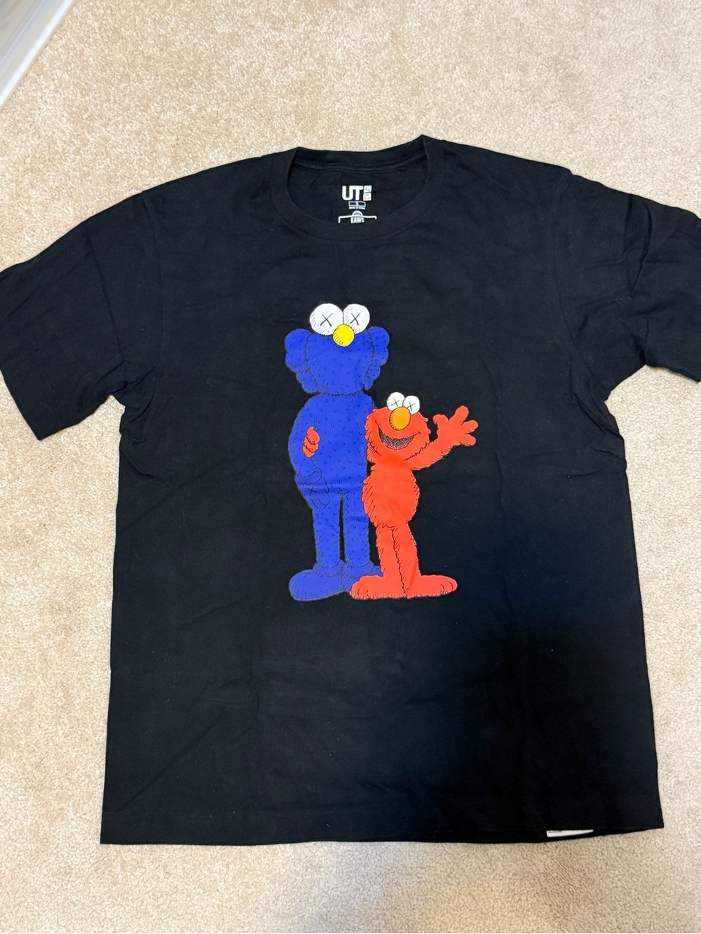 Uniqlo x KAWS UT Black Graphic T-Shirt Women’s Size S 100% Cotton